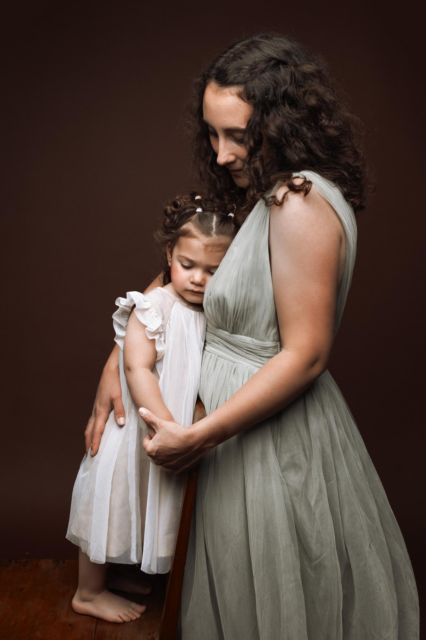 il n y a pas d age pour faire des calins a sa maman